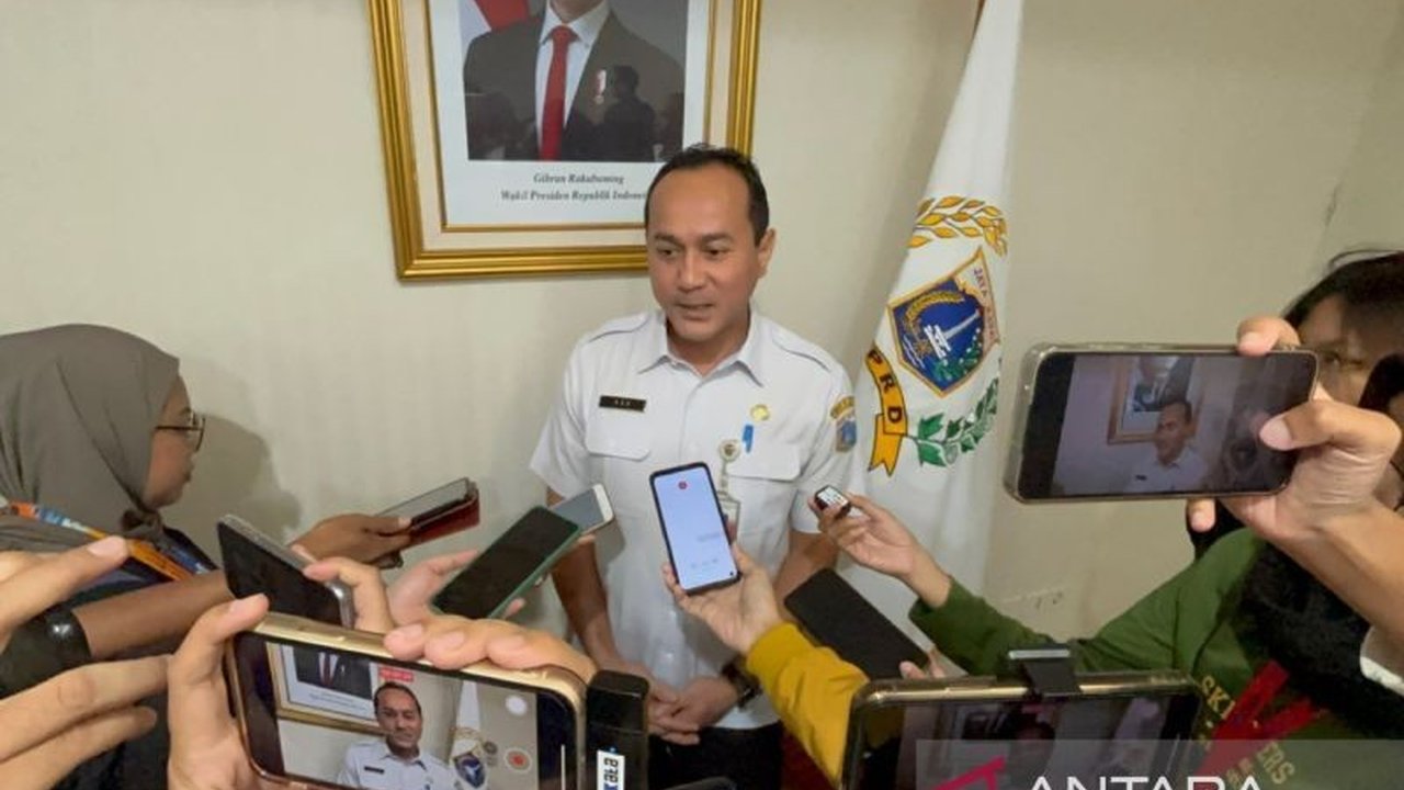 Rapat paripurna DPRD DKI Jakarta besok akan dihadiri oleh mantan Gubernur dan Pj Gubernur DKI, serta tokoh politik, untuk menyaksikan pidato Gubernur terpilih.