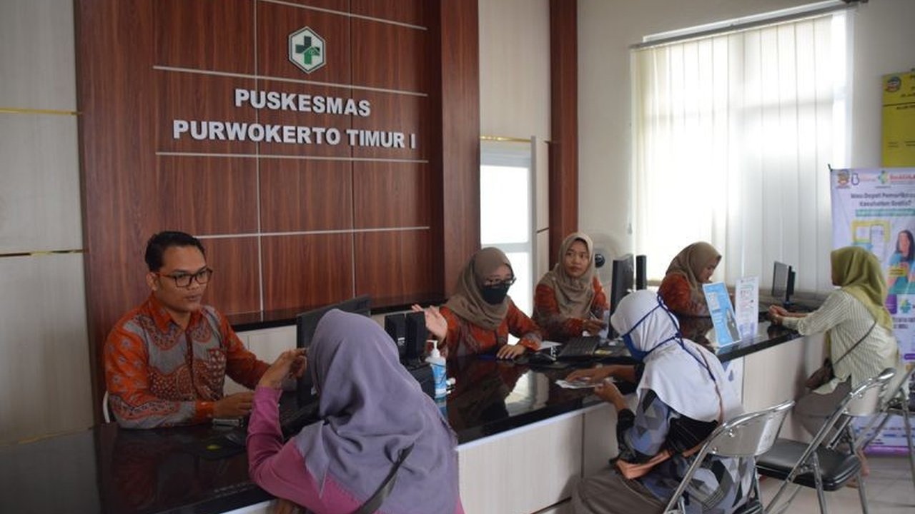 Pj Bupati Banyumas menekankan pentingnya sosialisasi Program Cek Kesehatan Gratis (CKG) untuk meningkatkan kesadaran masyarakat akan deteksi dini penyakit.