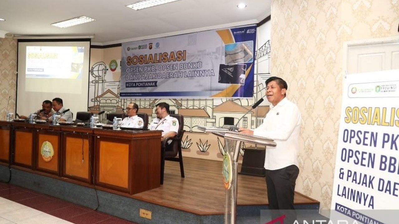 Bapenda Kota Pontianak berinovasi dengan kebijakan opsen PKB dan BBNKB untuk meningkatkan Pendapatan Asli Daerah (PAD) dan menargetkan penerimaan Rp140 miliar.