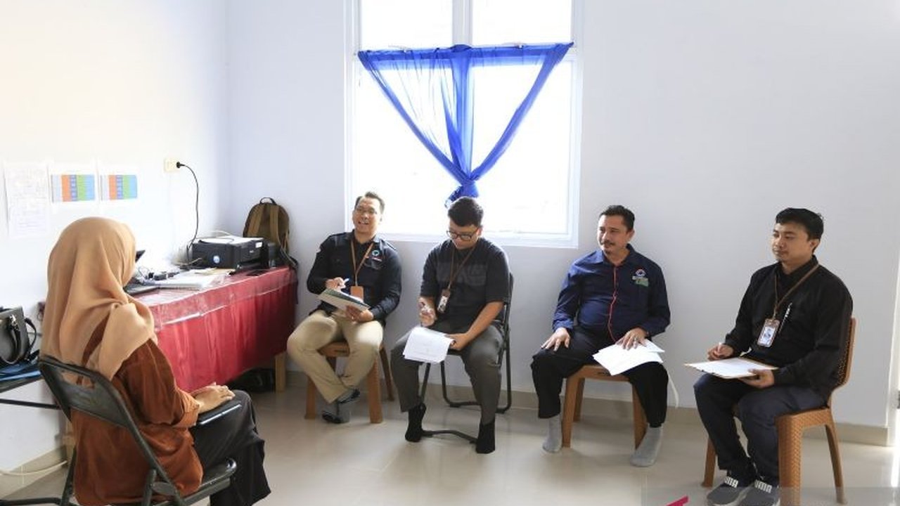 Ombudsman Gorontalo melakukan peninjauan terhadap SPPG untuk memastikan Program Makanan Bergizi Gratis berjalan lancar dan sesuai standar, menjangkau 2.892 siswa dan 118 ibu hamil di Kota Gorontalo.