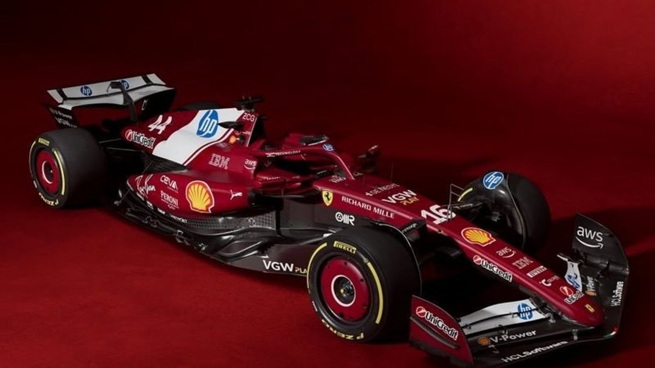 Ferrari resmi meluncurkan mobil SF-25 untuk musim F1 2025 dengan duet maut Lewis Hamilton dan Charles Leclerc, siapkan diri untuk pertarungan gelar juara dunia!