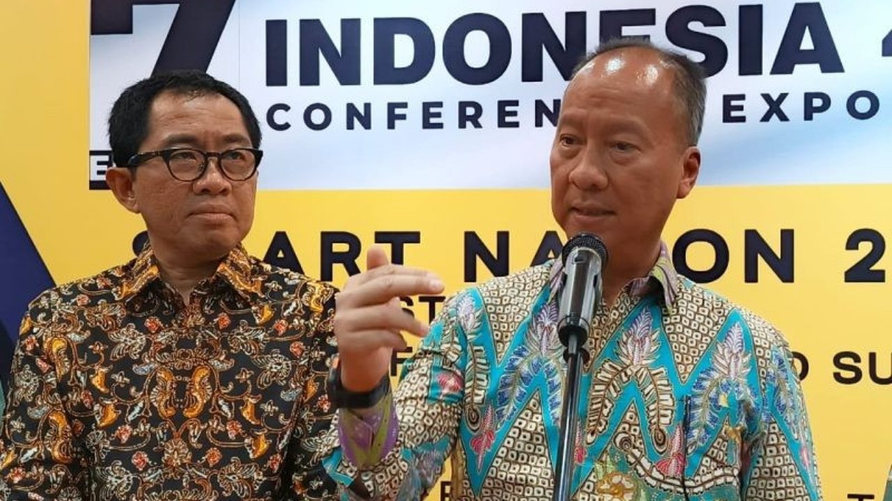 Apple telah melunasi utang investasi senilai 10 juta dolar AS atau sekitar Rp163,6 miliar kepada pemerintah Indonesia terkait kewajiban TKDN periode 2020-2023.