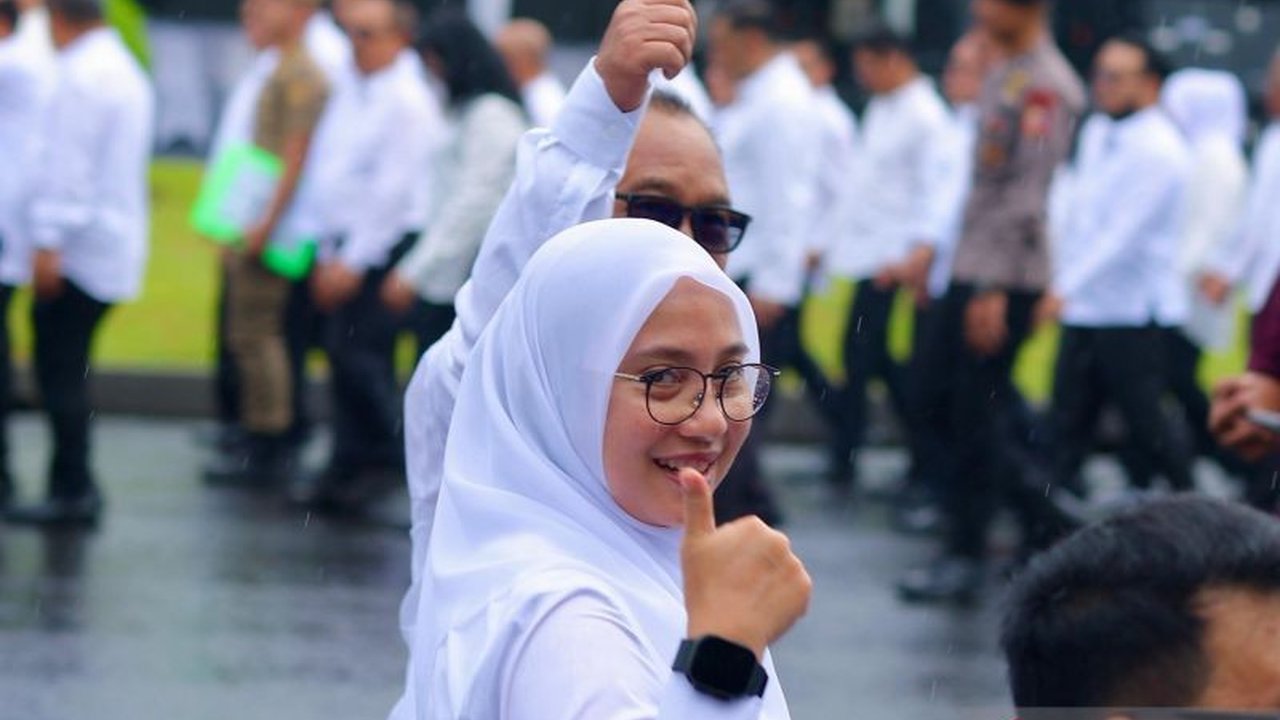 Pemerintah Kabupaten Banyuwangi mengajak masyarakat mengganti ucapan selamat pelantikan Bupati dan Wakil Bupati terpilih dengan paket sembako untuk warga prasejahtera dan korban bencana.