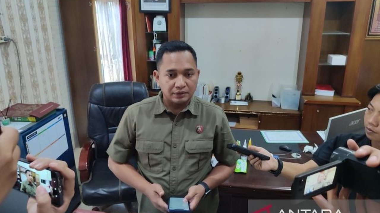 Satreskrim Polresta Bengkulu menyelidiki penyebab kebakaran di TPI Kelurahan Pondok Kelapa yang menewaskan balita 4 tahun akibat luka bakar, sementara warga menduga api berasal dari salah satu ruko.