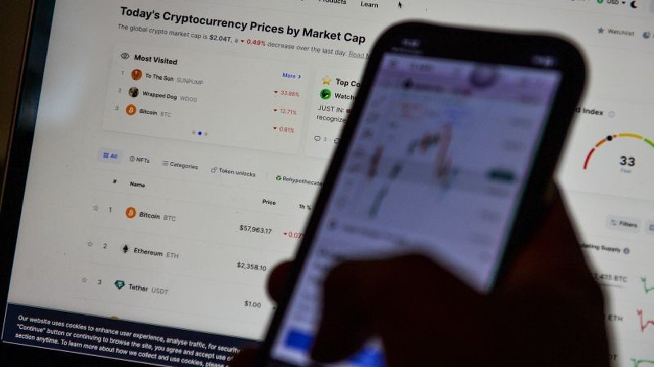 Direktur CELIOS, Nailul Huda, menilai UU Nomor 5 Tahun 1999 tentang Larangan Praktik Monopoli dan Persaingan Usaha Tidak Sehat perlu diperbarui agar relevan dengan perkembangan pesat teknologi digital dan e-commerce di Indonesia.