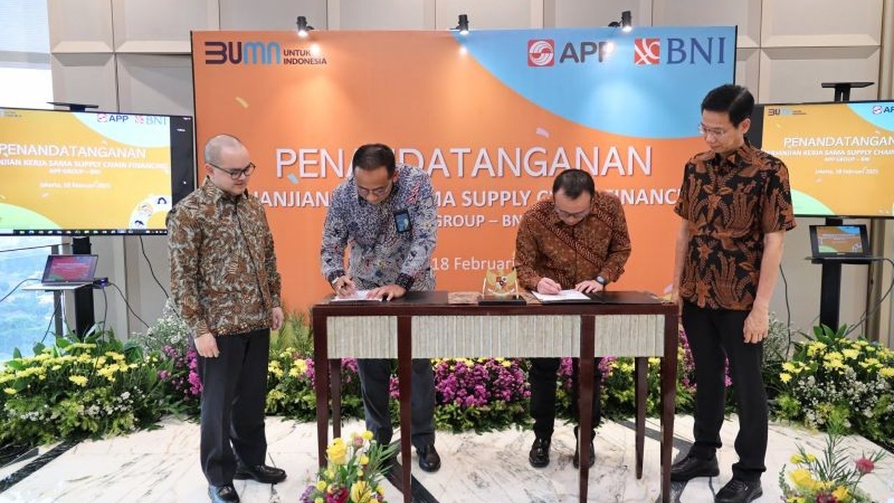 BNI dan APP Group jalin kerjasama Supply Chain Financing (SCF) untuk permudah akses pembiayaan, tingkatkan produktivitas, dan dorong pemulihan ekonomi berkelanjutan.