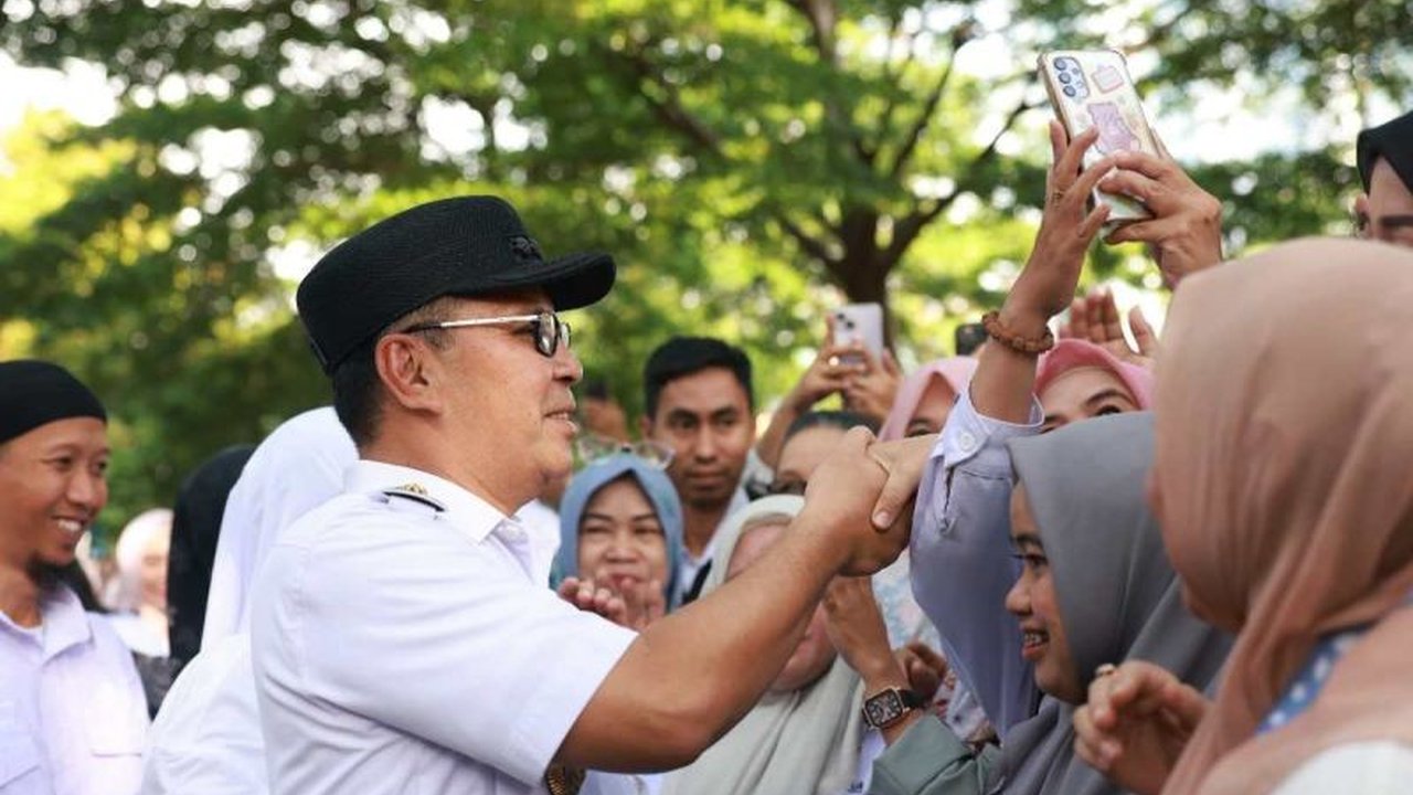 Wali Kota Makassar, Moh Ramdhan Pomanto, berhasil meningkatkan Pendapatan Asli Daerah (PAD) Kota Makassar hingga tiga kali lipat menjadi Rp1,6 triliun selama sembilan tahun kepemimpinannya.