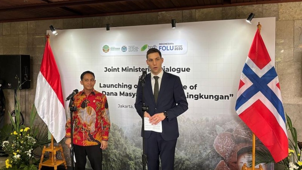 Menhut mengumumkan dibukanya kembali Layanan Dana Masyarakat untuk Lingkungan periode kedua, hasil kerja sama pendanaan dengan Norwegia untuk mendukung aksi lingkungan di Indonesia.