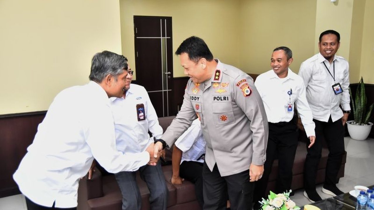 Polda Maluku dan BPKP Provinsi Maluku bersinergi untuk meningkatkan transparansi dan akuntabilitas pengelolaan keuangan negara di Maluku, mencegah penyimpangan anggaran.
