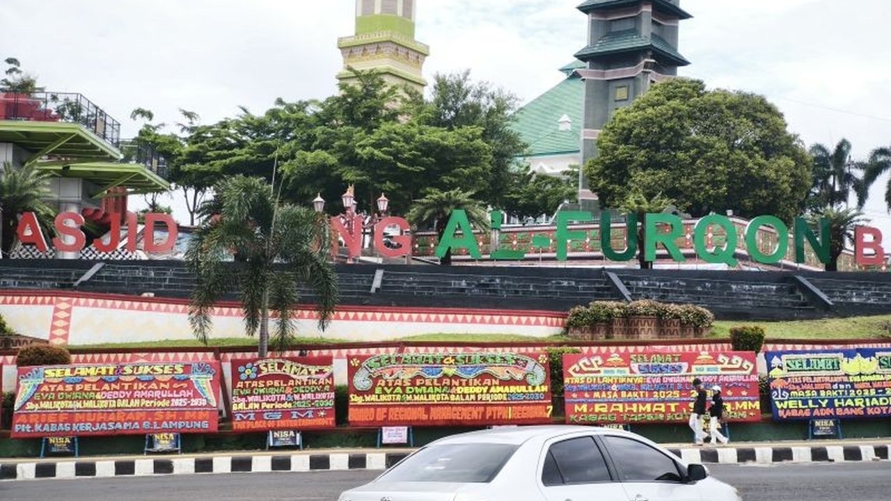 Warga Bandarlampung berharap Wali Kota Eva Dwiana dan Wakil Wali Kota Deddy Amarullah dapat mewujudkan kota yang lebih tertata dan sejahtera dalam periode kepemimpinan keduanya.