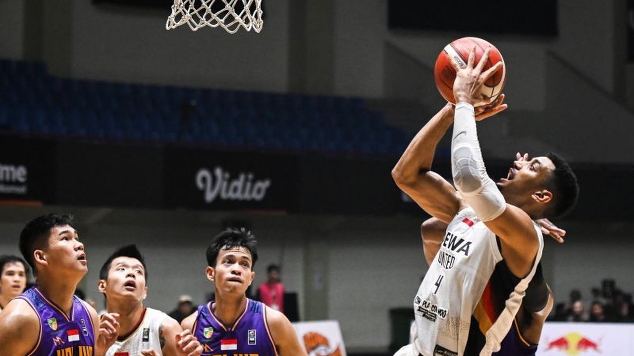 Gelvis Andres Solano Paulino, pemain Dewa United Banten, kembali dipanggil memperkuat timnas basket Republik Dominika di FIBA AmeriCup 2025 Qualifiers, melanjutkan tren positif pemain IBL yang berkiprah di kancah internasional.