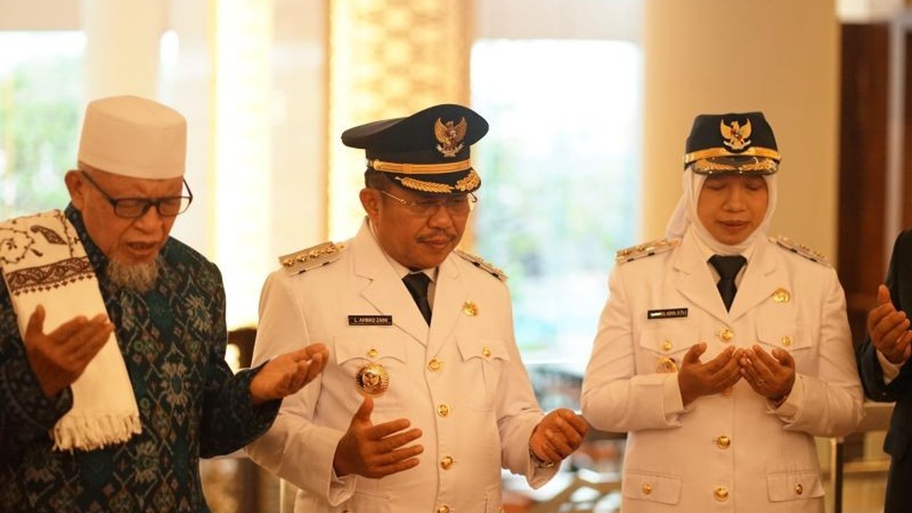 Lalu Ahmad Zaini, Bupati Lombok Barat terpilih, berkomitmen langsung menjalankan program unggulan 'Sejahtera dari Desa' setelah pelantikan oleh Presiden Prabowo Subianto pada 20 Februari 2025.