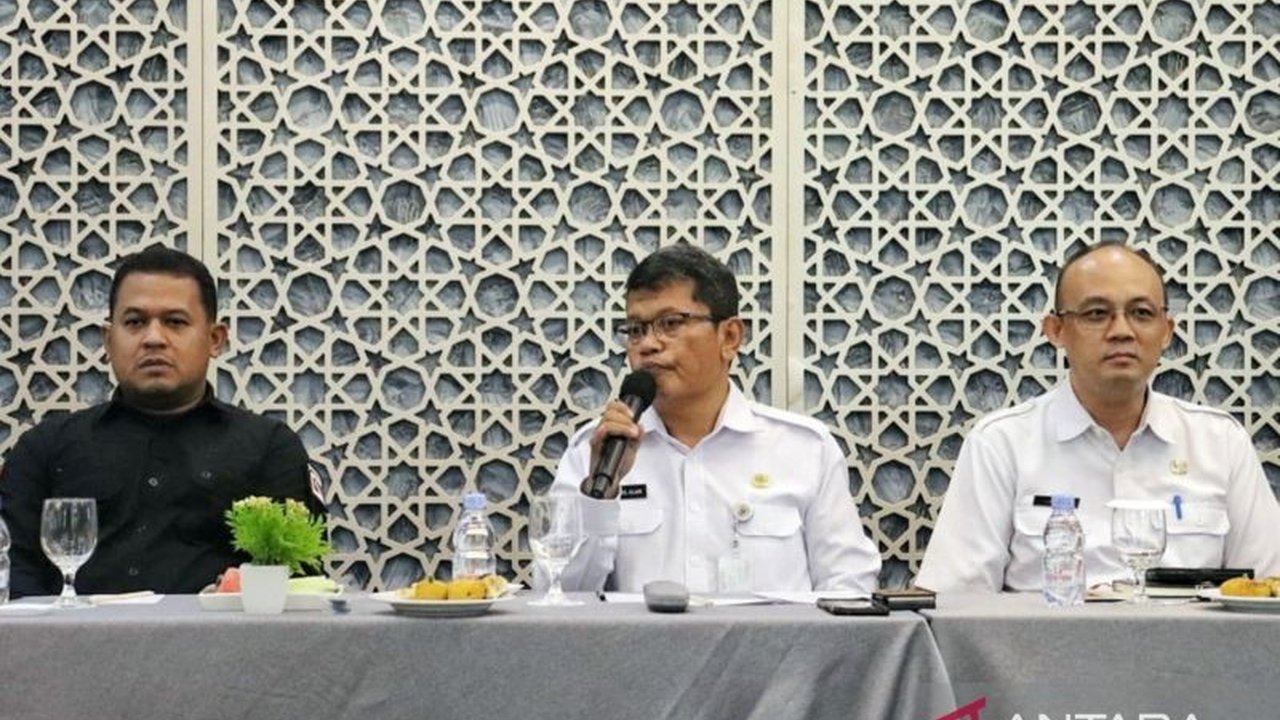 Pemerintah Kabupaten Bekasi merealisasikan 20 persen belanja APBD 2025 di triwulan pertama, namun perbedaan metode penghitungan antar OPD menjadi sorotan dan akan segera diharmonisasikan.