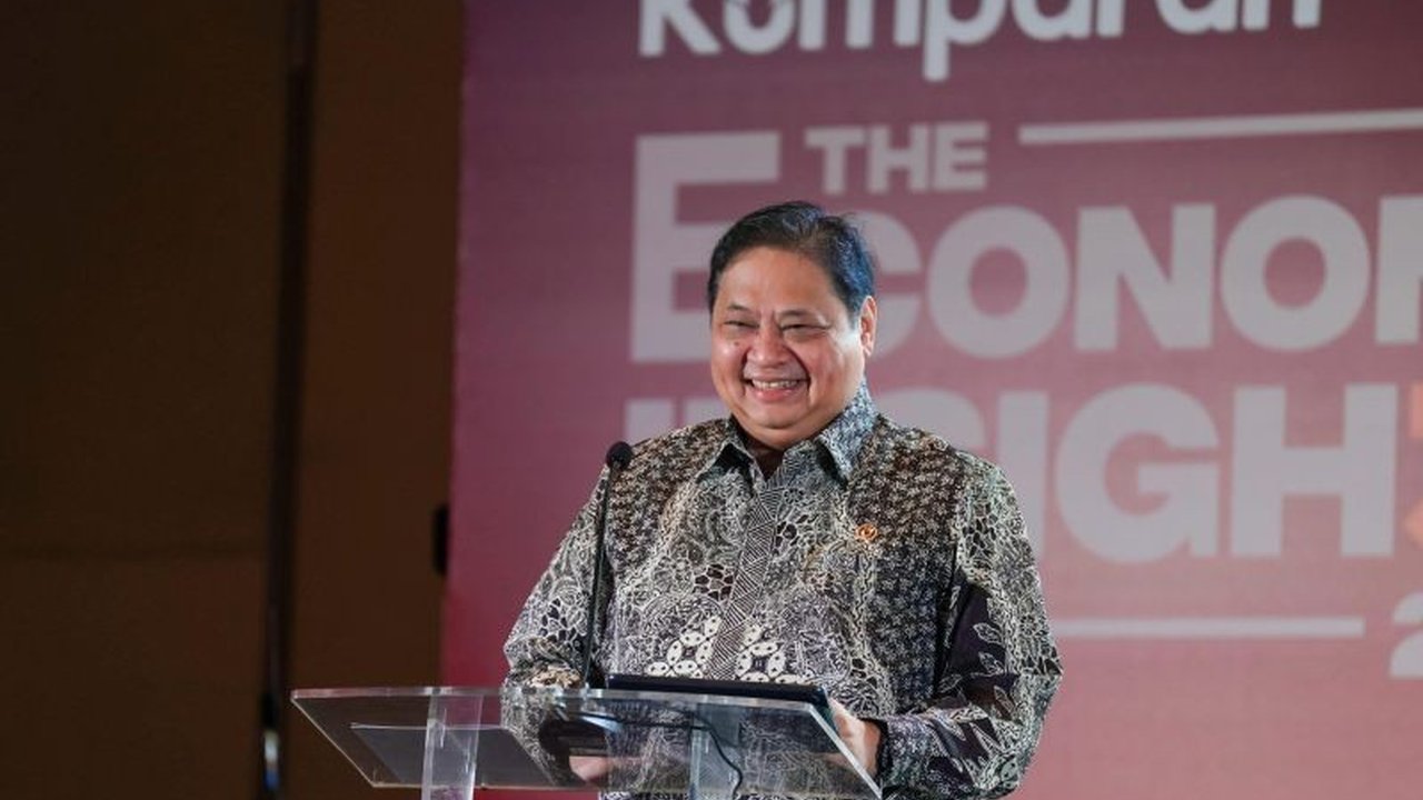 Menko Airlangga paparkan langkah strategis pemerintah menjaga pertumbuhan ekonomi Indonesia, termasuk FTA dengan GCC dan hilirisasi, untuk mencapai target pertumbuhan 8 persen di 2025.