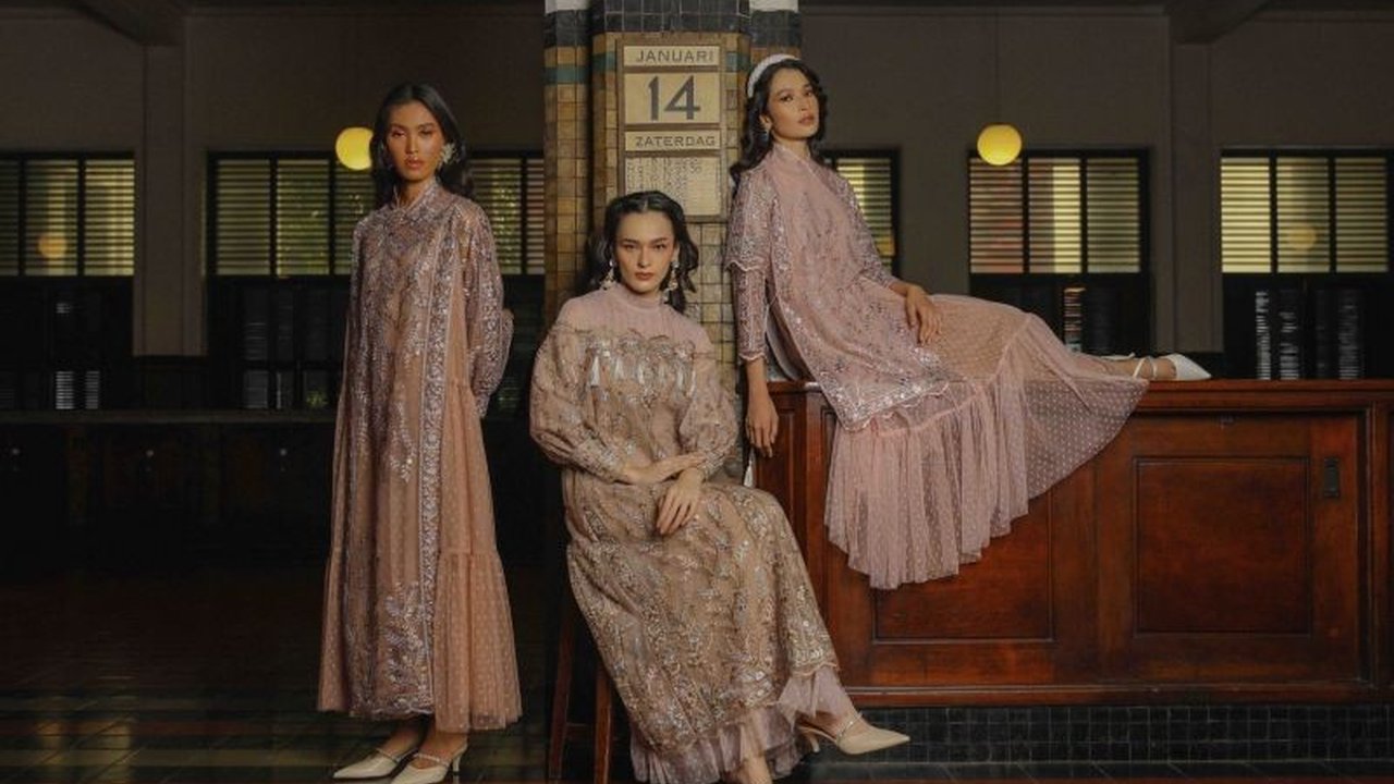 Barli Asmara: Koleksi 'Whisper of Grace' Penuh Keanggunan untuk Lebaran 2025