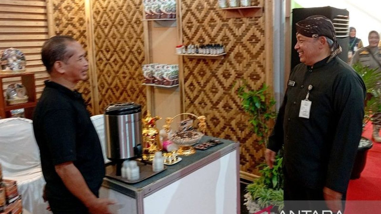 Banyumas Expo 2025, kolaborasi Pemkab Banyumas dan Kemenko Perekonomian, diharapkan mampu menumbuhkan perekonomian dan meningkatkan literasi keuangan di Banyumas.