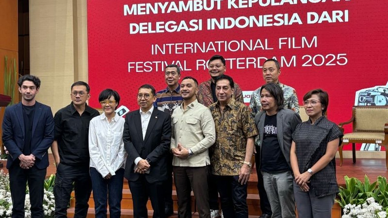 Kementerian Kebudayaan menyiapkan program pengembangan SDM di industri film untuk generasi muda, mendukung partisipasi Indonesia di IFFR 2025 dan mendorong perfilman nasional ke kancah internasional.