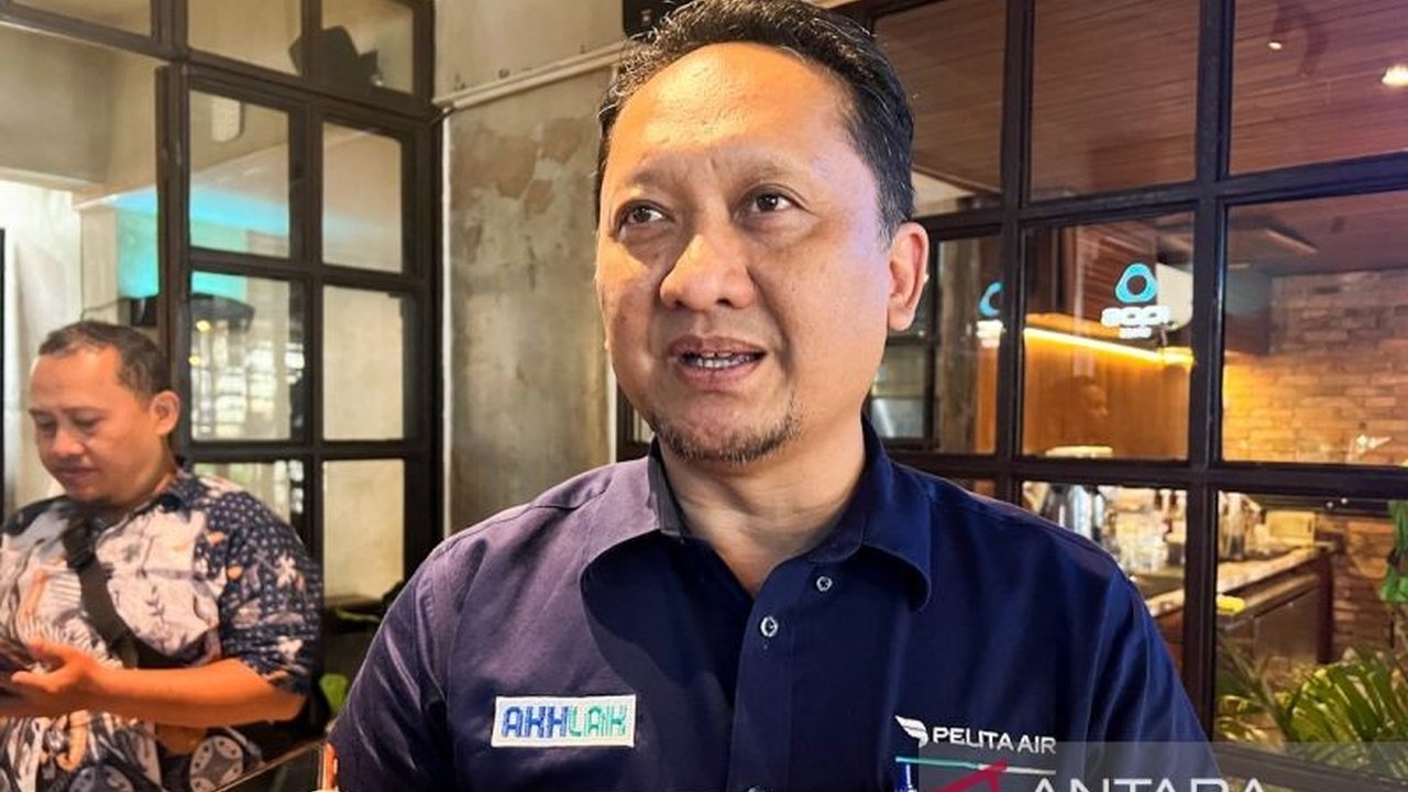 Pelita Air memastikan akan menambah empat pesawat Airbus 320 pada tahun 2025 untuk meningkatkan kapasitas dan konektivitas penerbangan, meskipun sempat mengalami kendala pasokan.