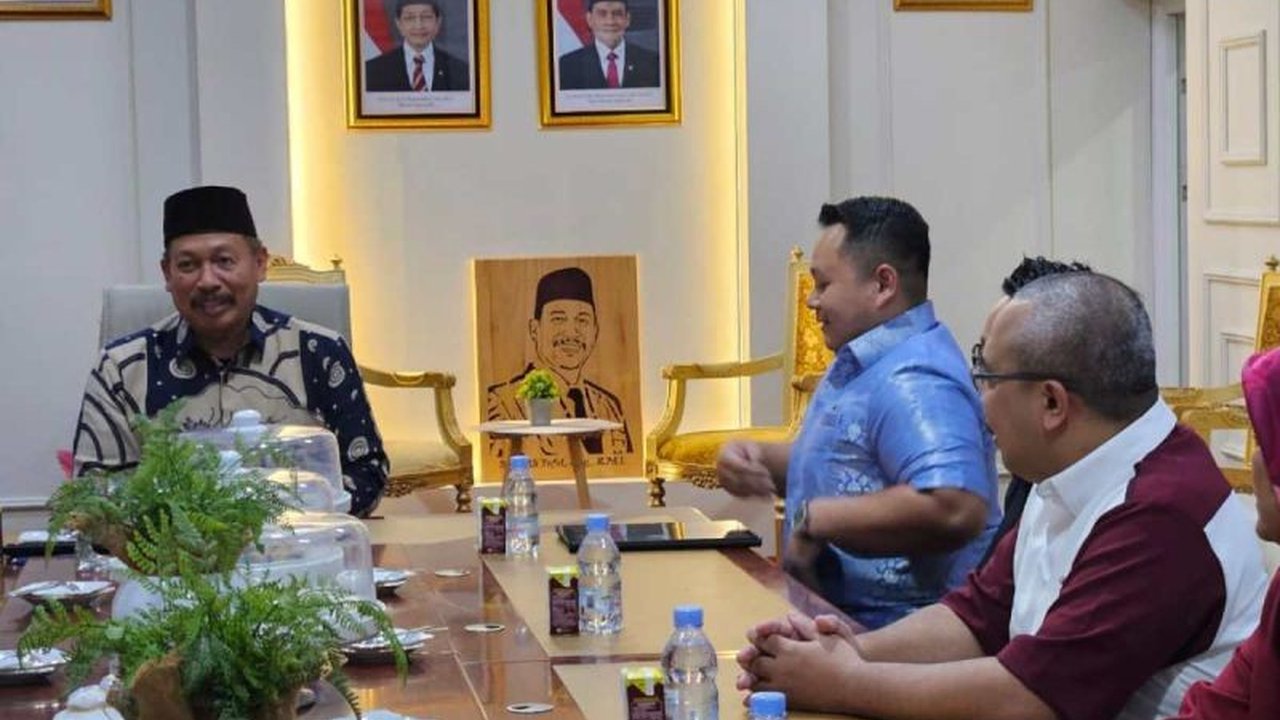 Kemenag Sulsel dan Garuda Indonesia berkolaborasi meningkatkan layanan haji 2025, fokus pada kenyamanan jamaah lansia dan difabel di Embarkasi Makassar.