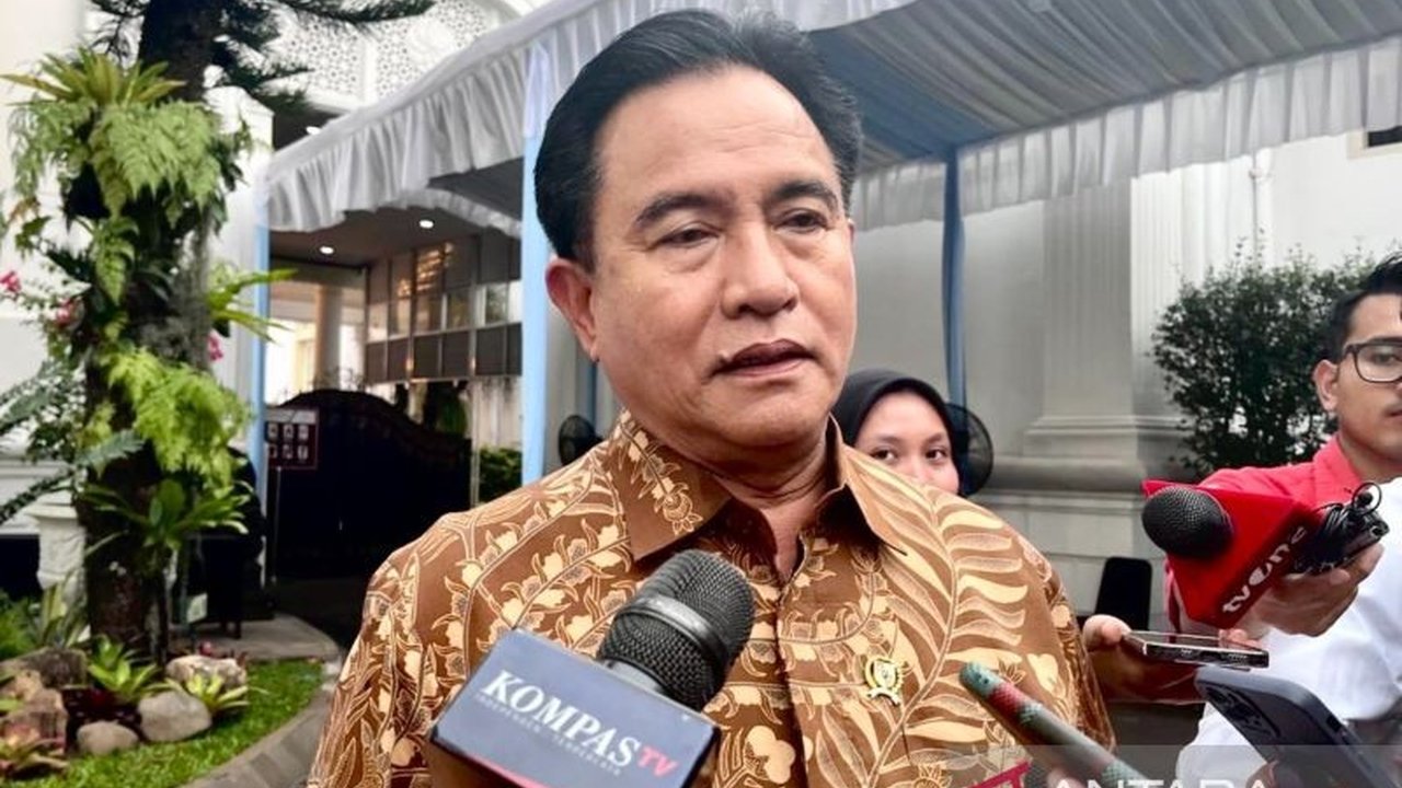 Presiden Prabowo Subianto meyakinkan lebih dari 150 hakim se-Indonesia bahwa kebijakan pemerintah berpedoman pada UUD 45, termasuk kebijakan wajib simpan devisa hasil ekspor sumber daya alam.