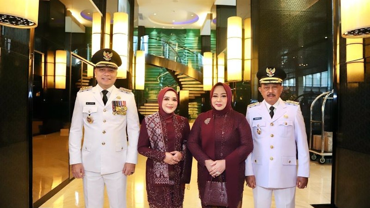 Wali Kota Surabaya Eri Cahyadi memulai periode kedua kepemimpinannya dengan fokus pada pengentasan stunting, kemiskinan, dan pemberantasan miras ilegal di Surabaya.