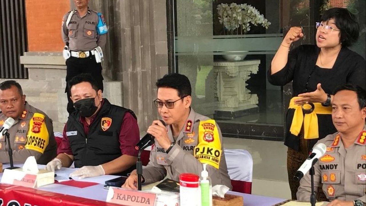 Kapolda Bali menegaskan proses hukum kasus perkelahian di Finns Beach Club berjalan objektif, sembilan tersangka ditetapkan, terdiri dari delapan sekuriti dan satu WNA Australia.