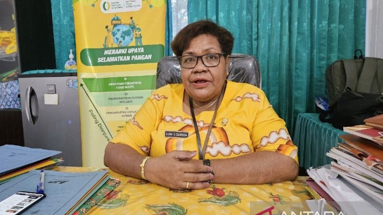 Pemerintah Provinsi Papua menggelar pasar murah di sembilan kabupaten/kota untuk menjaga stabilitas harga menjelang Ramadhan dan Idul Fitri, dengan penyaluran melalui masjid agar tepat sasaran.