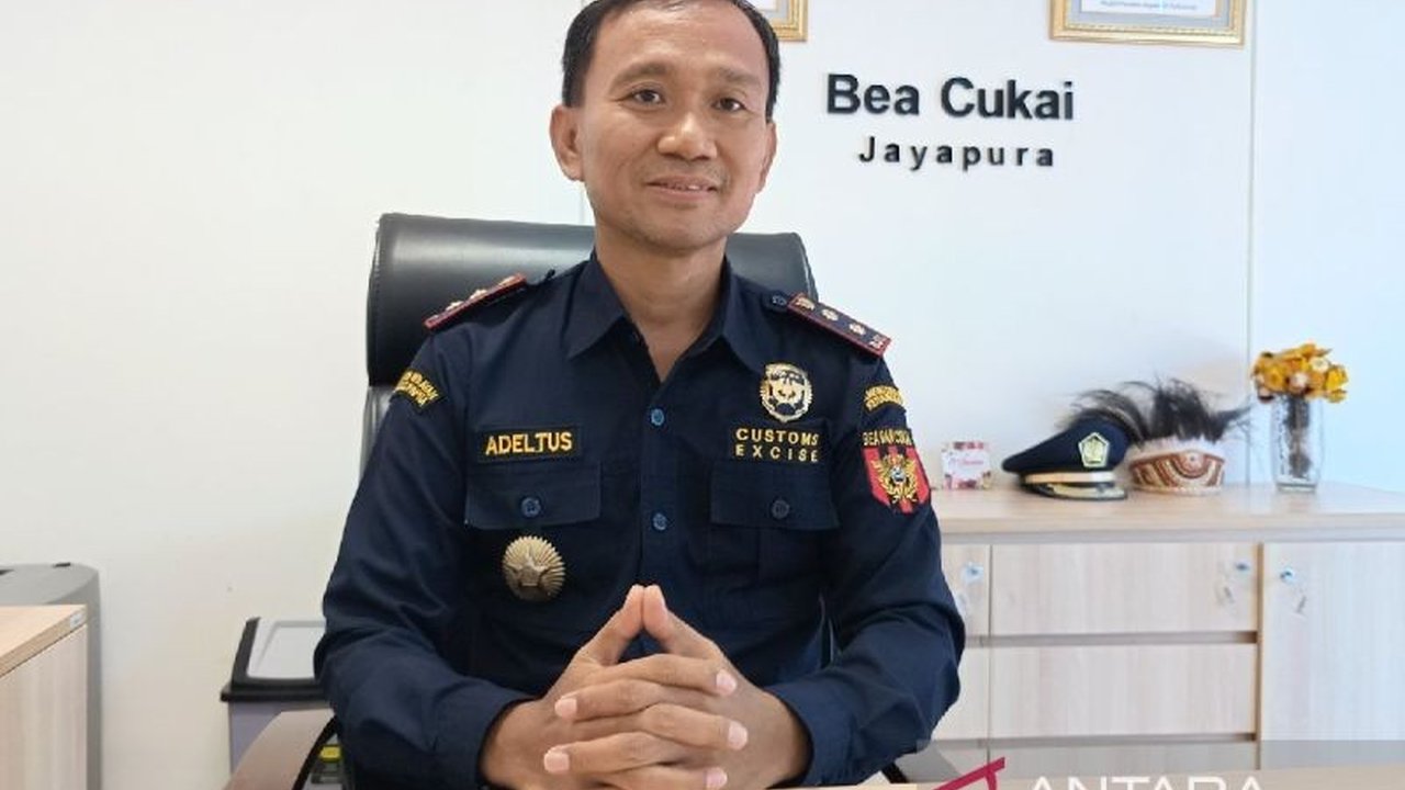 Nilai ekspor melalui PLBN Skouw di Jayapura ke Papua Nugini pada Januari 2025 mencapai Rp3,5 miliar, didominasi oleh peralatan kantor, makanan, dan bahan bangunan, membuka peluang ekonomi baru bagi Papua.