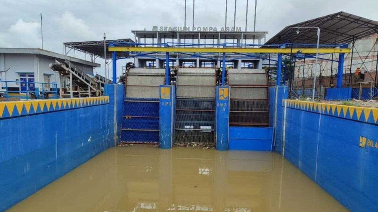 Debit Air Sungai Batanghari Jambi Naik Akibat Hujan Tinggi, BPBD Imbau Kewaspadaan