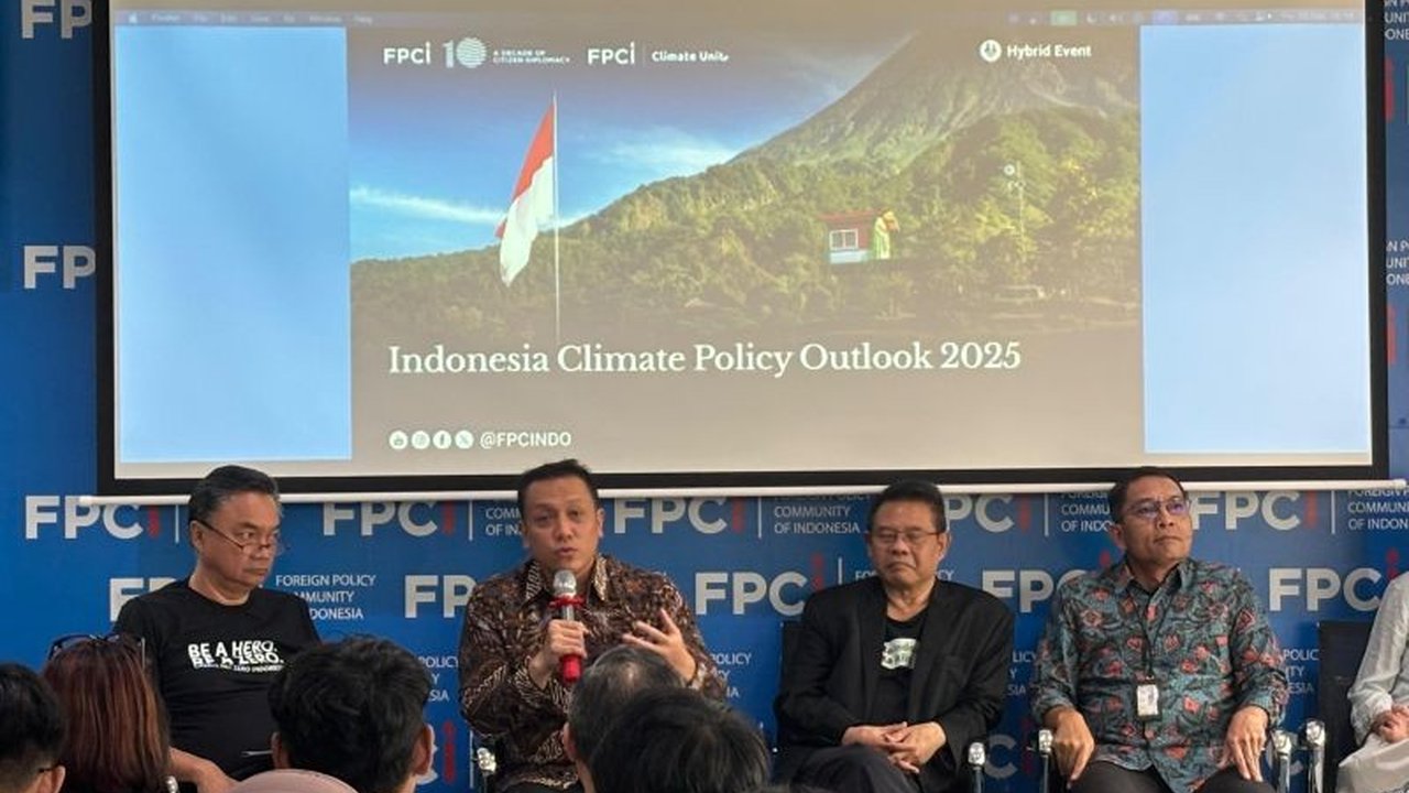Pemerintah Indonesia gencar mengejar kerja sama Mutual Recognition Arrangement (MRA) untuk perdagangan karbon, termasuk dari sektor limbah dan sampah, guna mendorong pemanfaatan energi terbarukan dan mengurangi emisi gas rumah kaca.