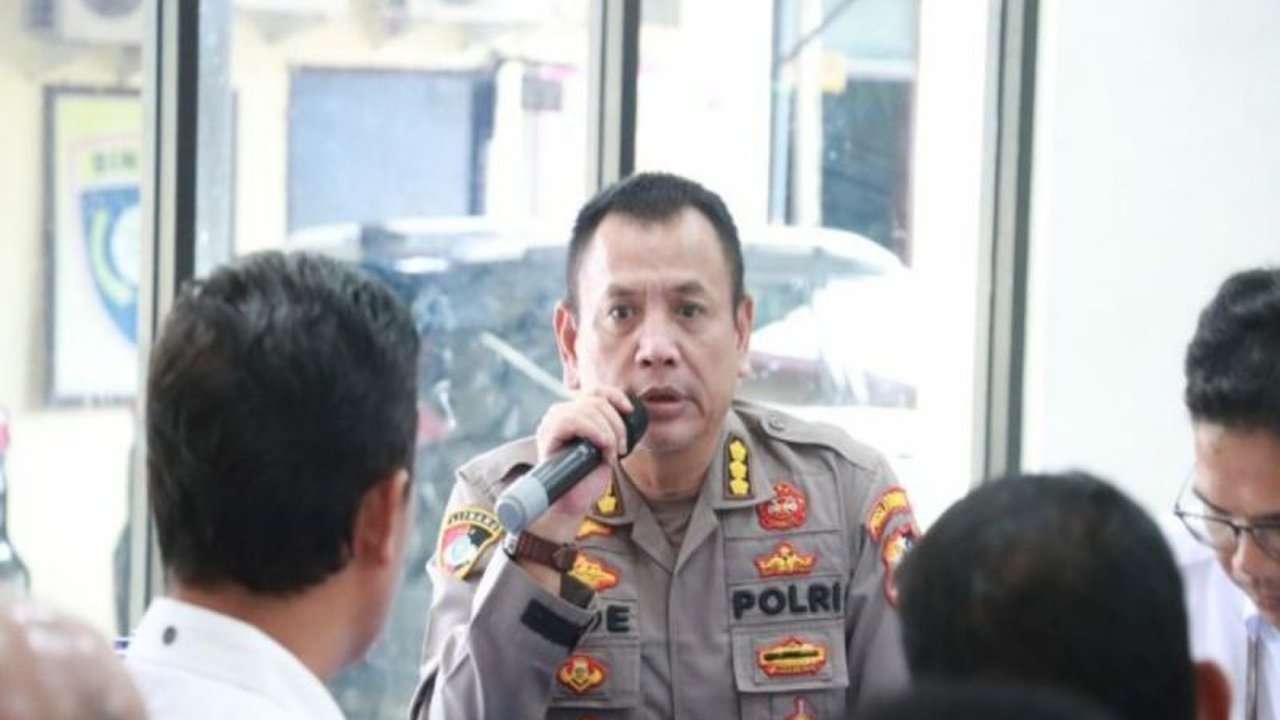 Pusat Penelitian dan Pengembangan Polri melakukan penelitian untuk meningkatkan profesionalisme dan mitigasi etik di Polresta Mamuju, Sulawesi Barat, guna meningkatkan kepercayaan publik.