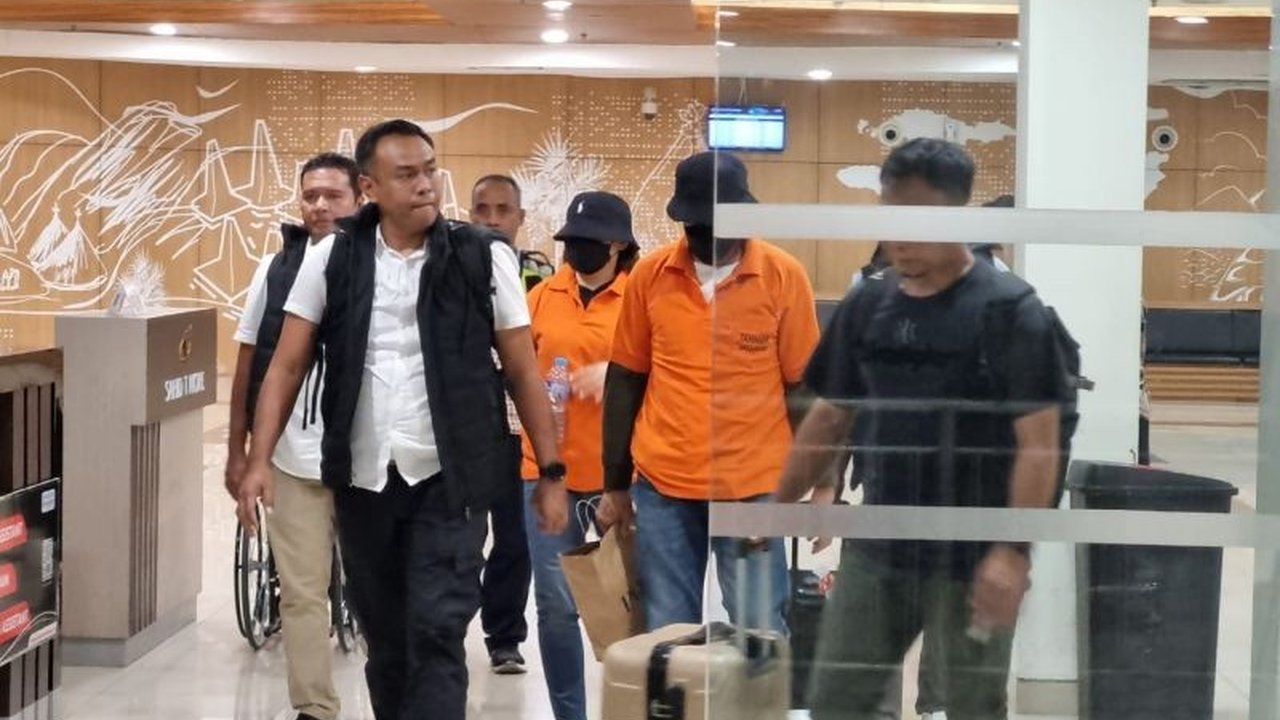 Polda NTT berhasil menangkap tiga tersangka kasus perdagangan orang (TPPO) di Batam yang mengeksploitasi korban sebagai pekerja rumah tangga tanpa gaji; korban berhasil diselamatkan dan tersangka terancam hukuman 3-15 tahun penjara.