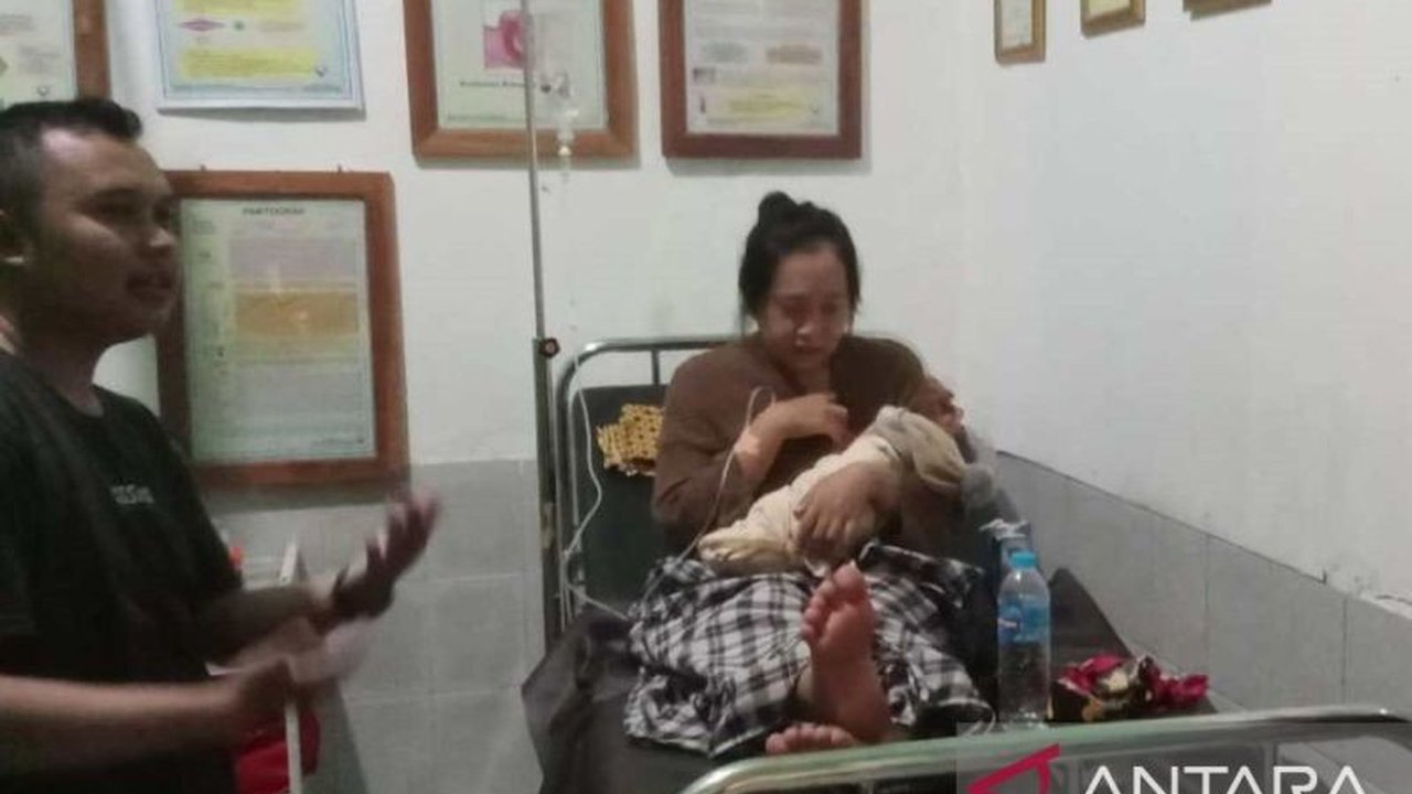 Dinas Kesehatan Cianjur memastikan ibu dan bayi yang lahir di SPBU Sindangbarang dalam kondisi sehat dan terus dipantau perkembangannya oleh tim medis setempat.