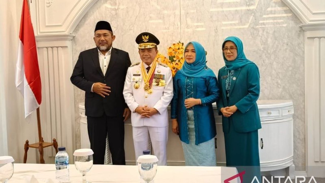 Gubernur Al Haris mengajak seluruh elemen masyarakat Jambi untuk bersatu dan bahu-membahu membangun provinsi tersebut menuju kemajuan yang lebih pesat setelah dilantik kembali untuk periode 2025-2030.