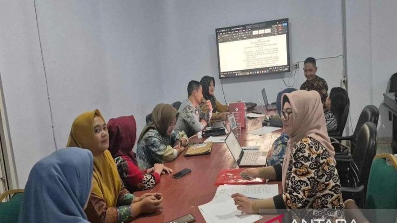 Kemenkumham Sulawesi Tenggara mendukung penuh Pemerintah Kabupaten Konawe Utara dalam menciptakan pelayanan kesehatan ramah anak melalui harmonisasi Rancangan Peraturan Bupati tentang Pelayanan Ramah Anak di Puskesmas.