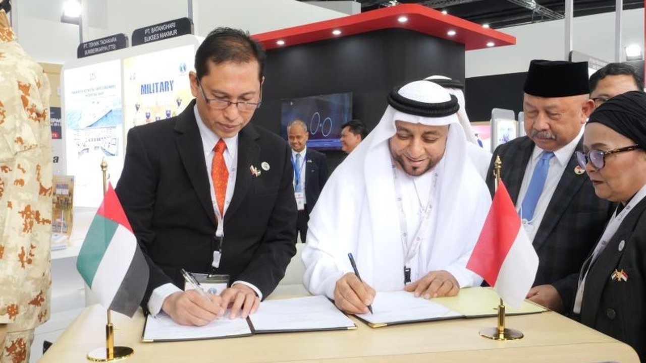 PT PAL Indonesia sukses pamerkan kapal rumah sakit dan LPD di IDEX/NAVDEX 2025 Abu Dhabi, membuka peluang kolaborasi global dan memperkuat hubungan bilateral dengan UEA.