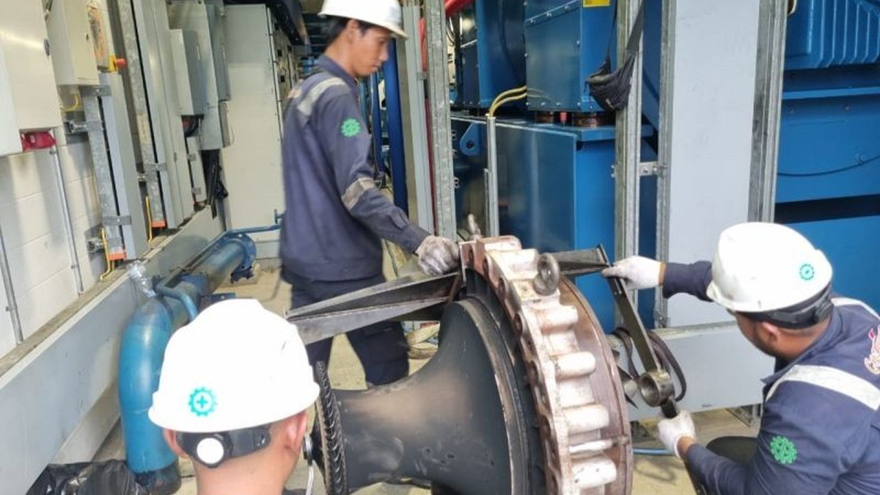 PT PLN berhasil menyelesaikan pemeliharaan PLTMG Manokwari tiga hari lebih cepat, sehingga pasokan listrik kembali normal pada Rabu, 19 Februari 2025.