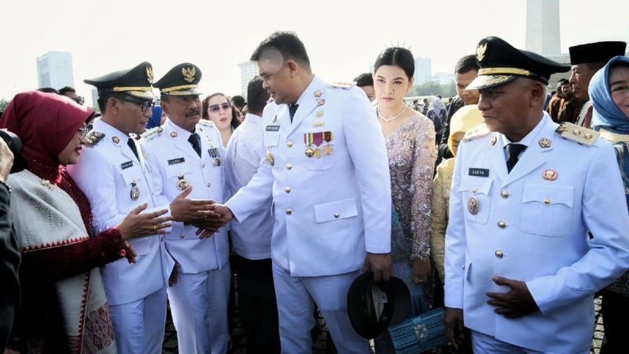 Gubernur Sumut terpilih, Bobby Nasution, dilantik bersama 961 kepala daerah lainnya; Presiden Prabowo sebut pelantikan serentak sebagai momen bersejarah bagi Indonesia.