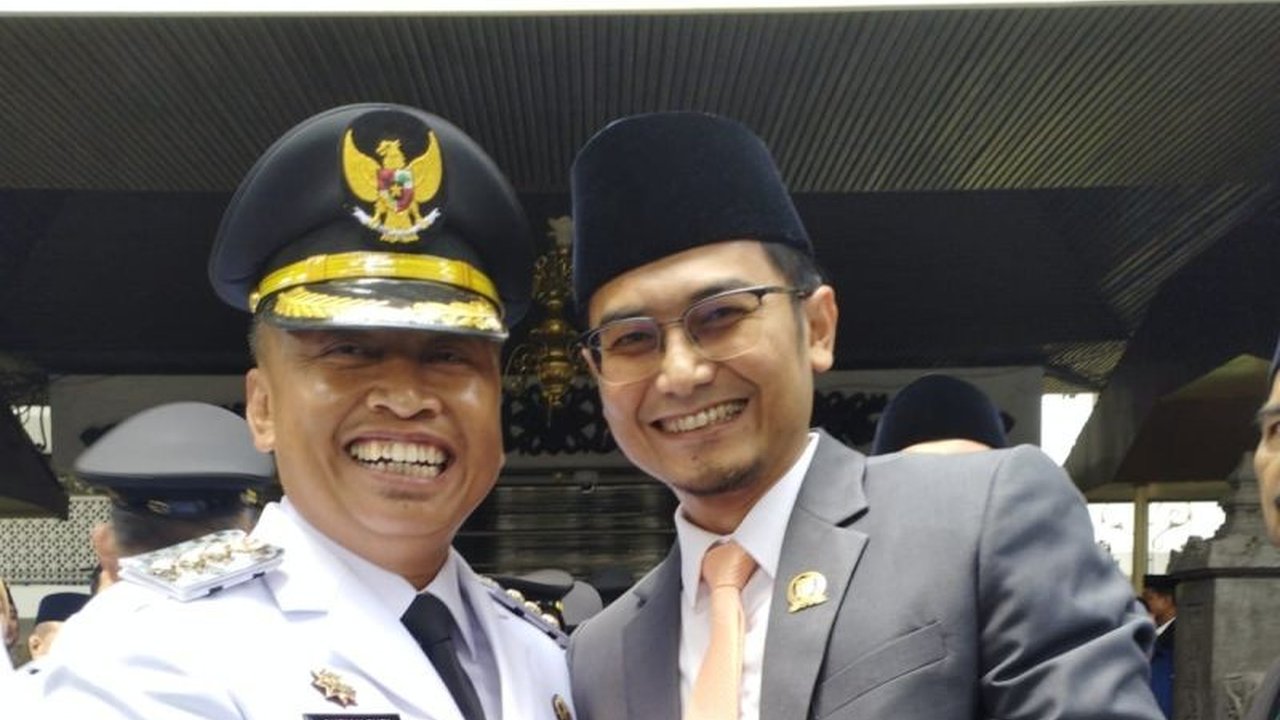 Ketua DPRD Kota Depok, Ade Supriyatna, mengucapkan selamat kepada Wali Kota dan Wakil Wali Kota terpilih, Supian Suri dan Chandra Rahmansyah, dan siap berkolaborasi membangun Depok.