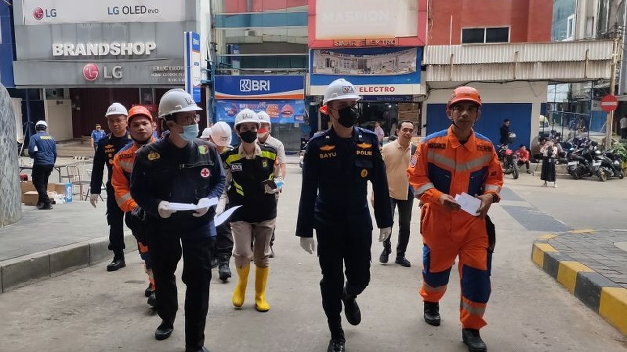 Hari ini menjadi hari terakhir pencarian jasad korban kebakaran Glodok Plaza, Jakarta Barat, setelah lebih dari sebulan proses pencarian dilakukan oleh tim gabungan.