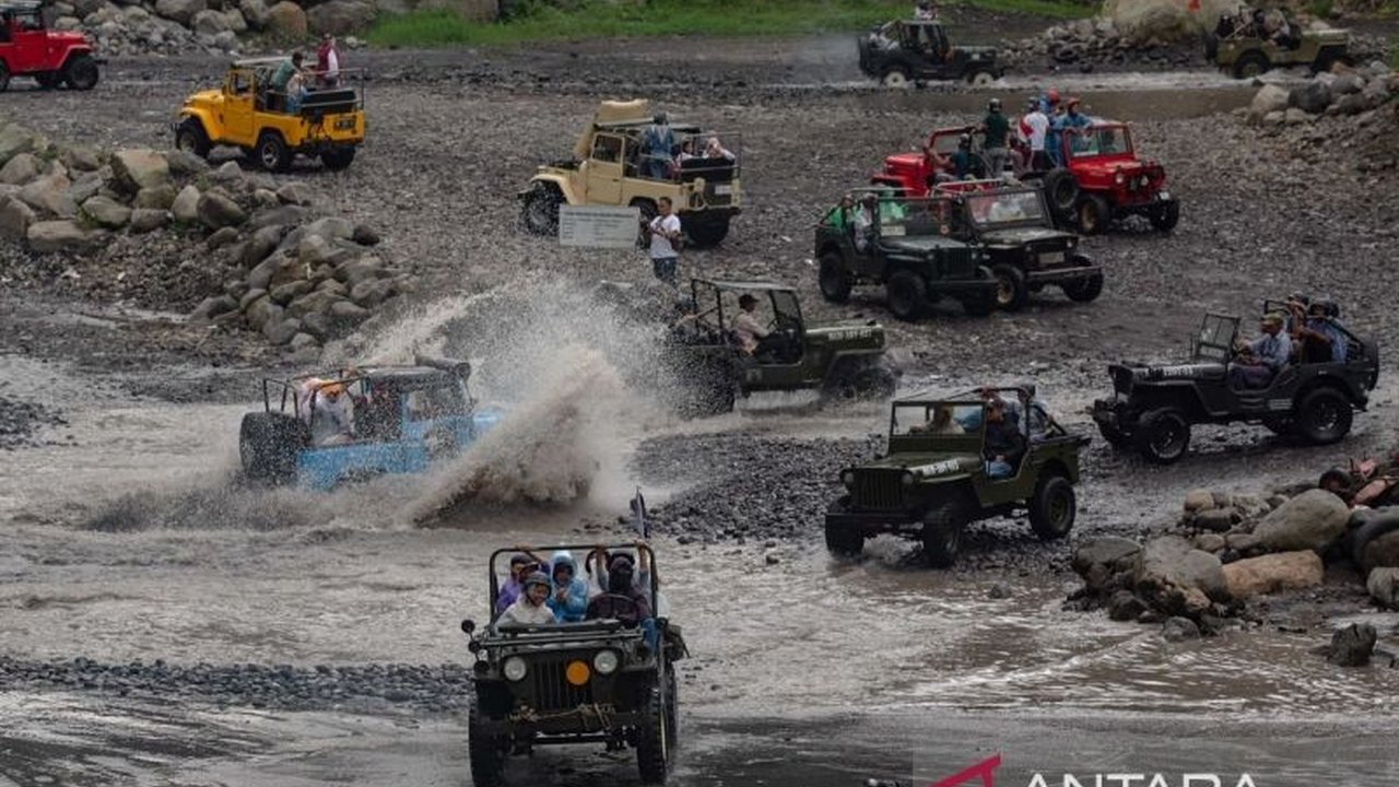 Pasca tragedi tenggelamnya siswa di Pantai Drini, Sleman berkomitmen meningkatkan keamanan dan keselamatan wisata, termasuk pelatihan mitigasi bencana dan sosialisasi wisata aman.