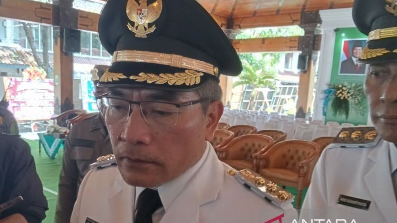 Bupati Bantul, Abdul Halim Muslih, menekankan pentingnya kesiapan mental dan intelektual bagi kepala daerah dalam mengikuti retret kepemimpinan di Akmil Magelang.