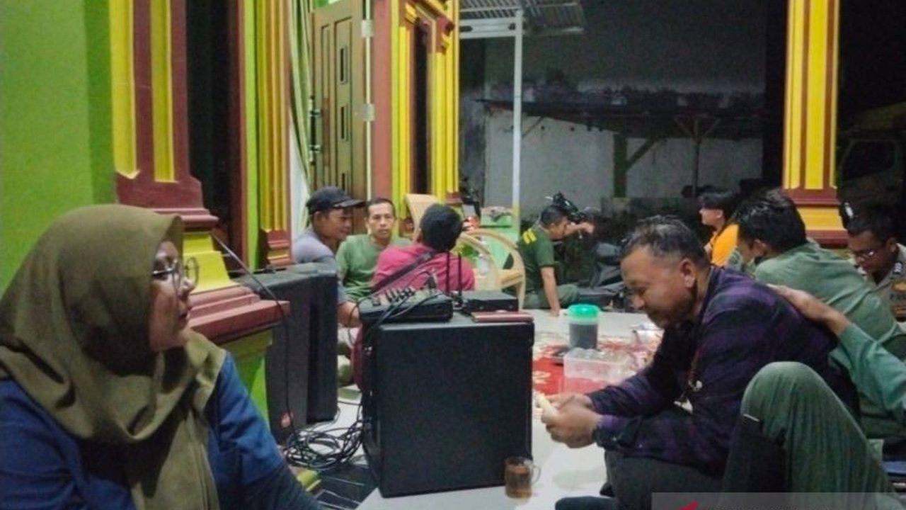 Balai Konservasi Sumber Daya Alam (BKSDA) Bengkulu menyiagakan tim untuk menangani konflik harimau yang menyerang ternak warga di Desa Mekar Jaya, Mukomuko, dan memasang jebakan untuk mencegah insiden serupa.