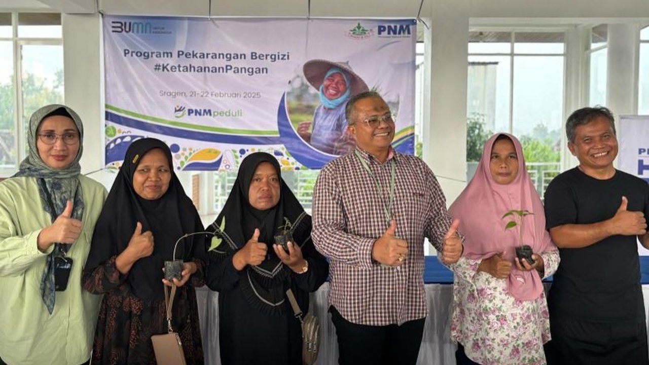 PT Permodalan Nasional Madani (PNM) meluncurkan program Rumah Pangan di Sragen, Jawa Tengah, untuk mendukung ketahanan pangan nasional dengan memberdayakan ibu-ibu nasabah PNM Mekaar dalam budidaya pangan.
