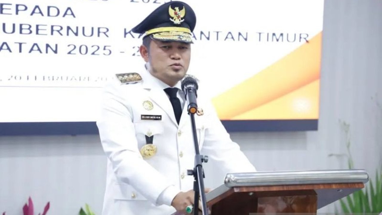 Gubernur Kaltim, Rudy Mas'ud, memiliki visi besar untuk memajukan Kalimantan Timur hingga sejajar dengan Malaysia dan Brunei, memanfaatkan potensi SDA dan SDM yang ada.
