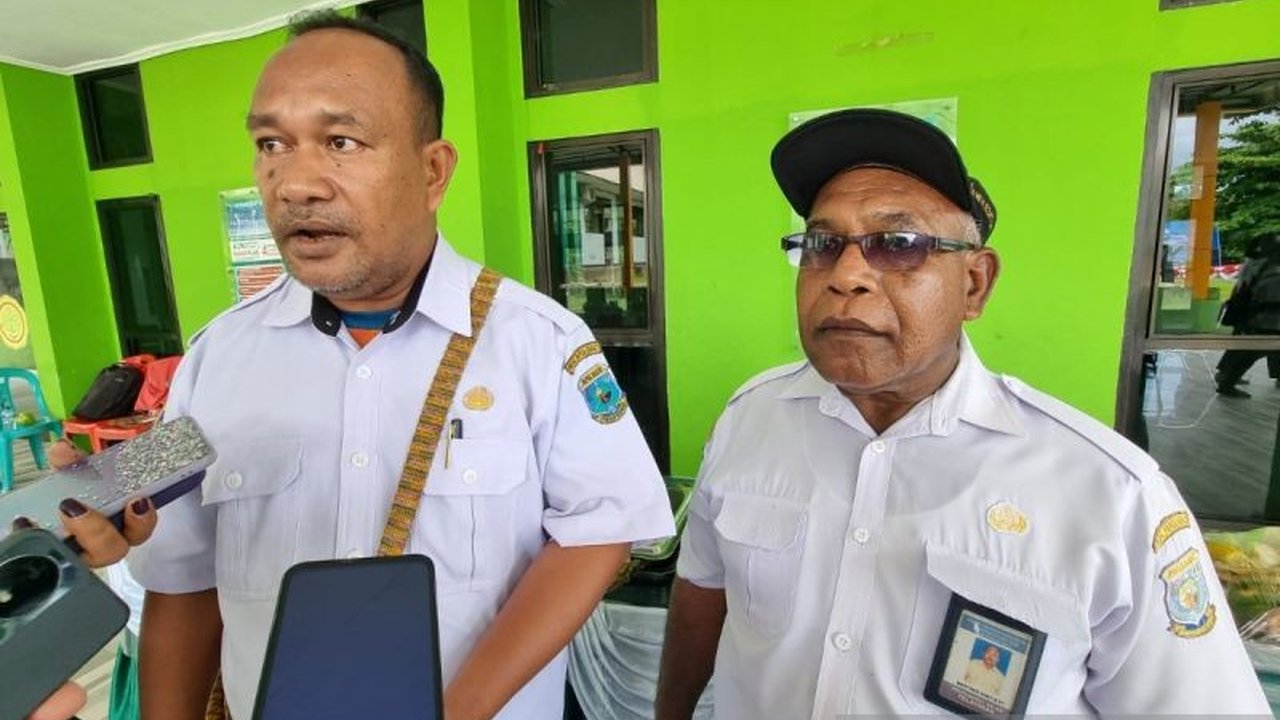 Sebanyak 13 usaha kecil di tiga kabupaten di Papua Barat berhasil mendapatkan izin edar untuk komoditas pangan segar asal tumbuhan, setelah mengikuti program sertifikasi Prima 3.