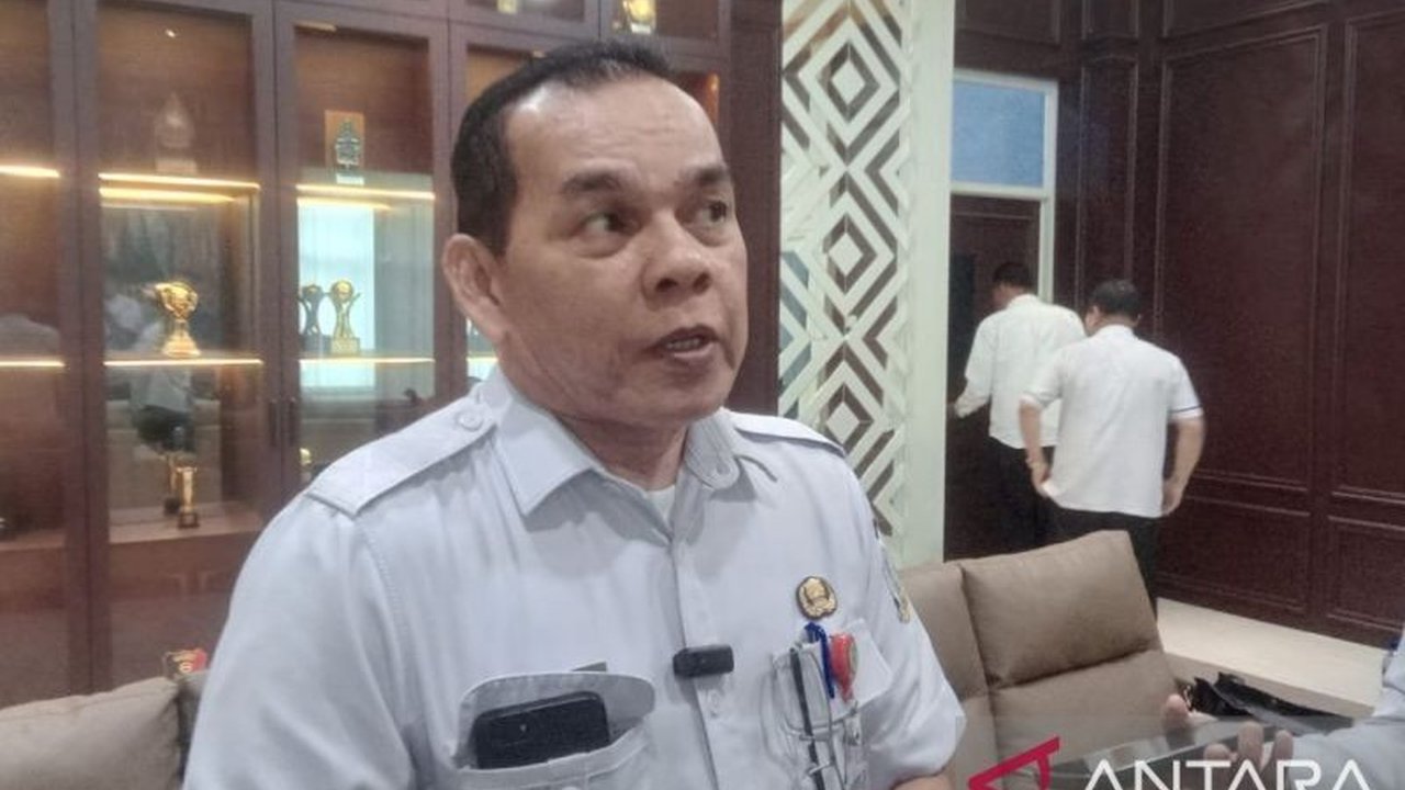 Pemkot Jambi berhasil melakukan penghematan anggaran hingga Rp44 miliar melalui efisiensi berbagai pos anggaran, tanpa mengurangi program pembangunan infrastruktur prioritas.