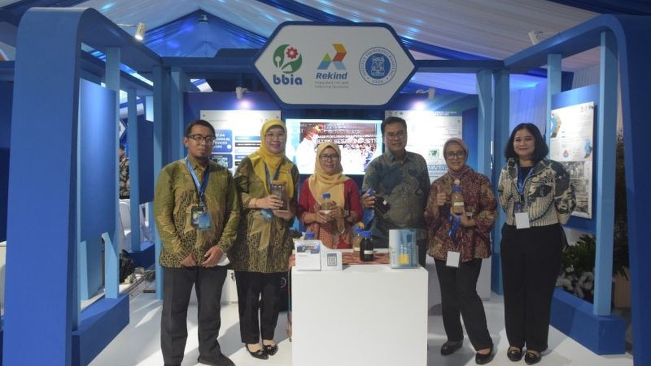 PT Rekayasa Industri (Rekind) berkolaborasi dengan BBIA dan ITB dalam kampanye Beyond Zero, menghadirkan inovasi pengolahan limbah sawit menjadi bioetanol untuk mendukung target Net Zero Emission 2060.