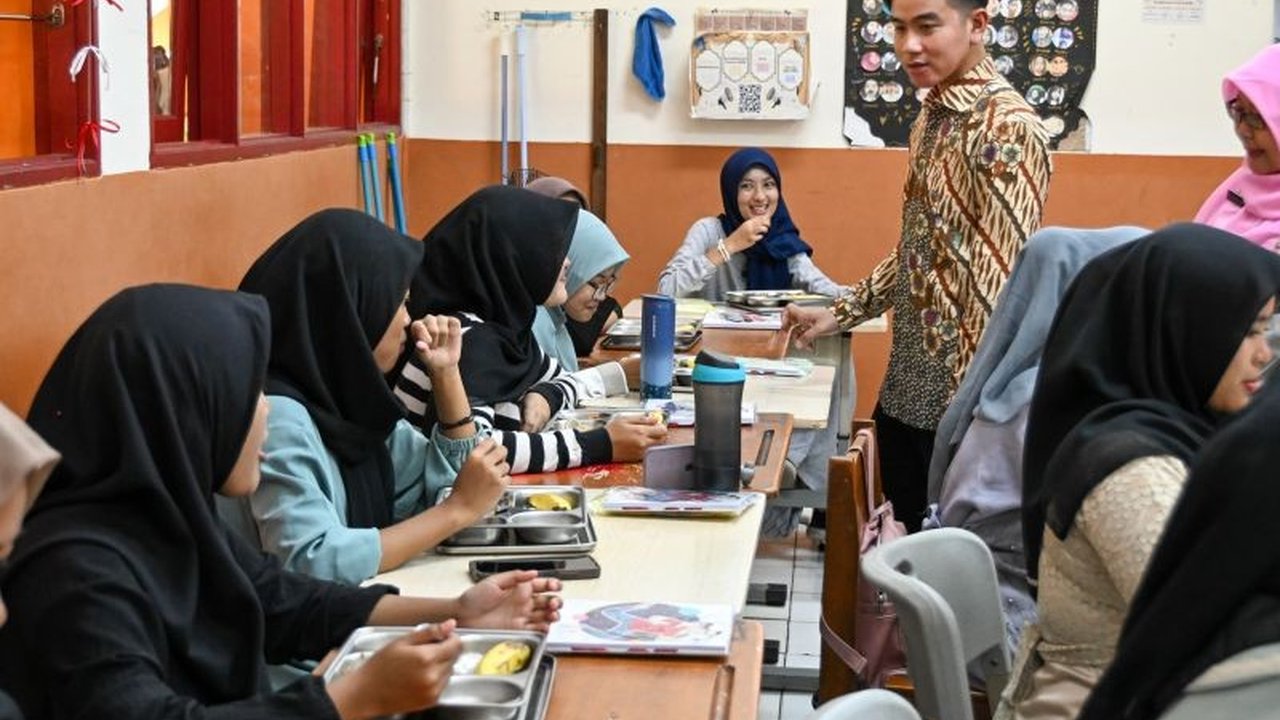 Wapres Tekankan Pentingnya Gizi Seimbang dalam Program MBG di SMKN 48 Jakarta