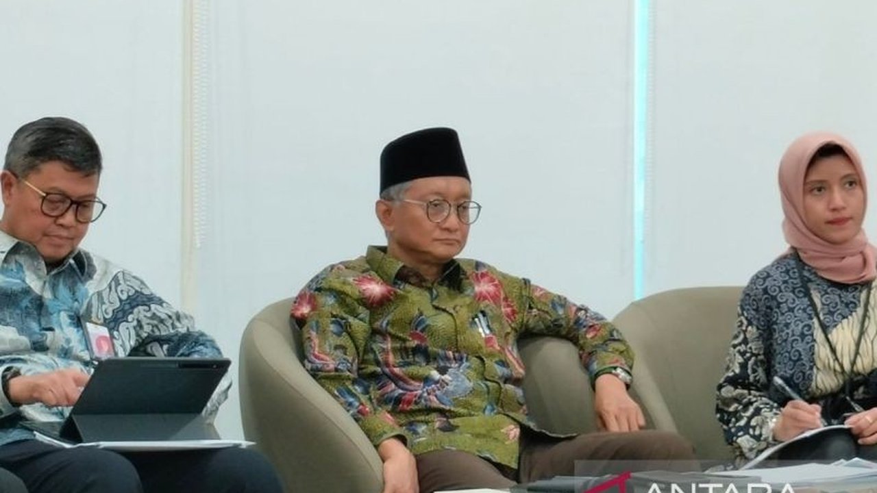 Menteri PU mendorong percepatan Inpres Jalan Daerah untuk meningkatkan konektivitas logistik pangan dan mengatasi kesulitan petani dalam mendistribusikan hasil panen.